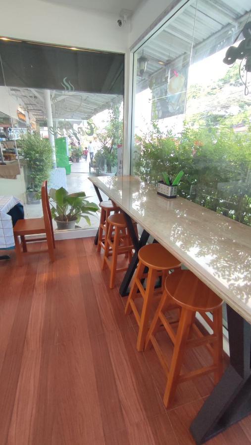 Pa Chalermchai Guesthouse Bangkok Ngoại thất bức ảnh