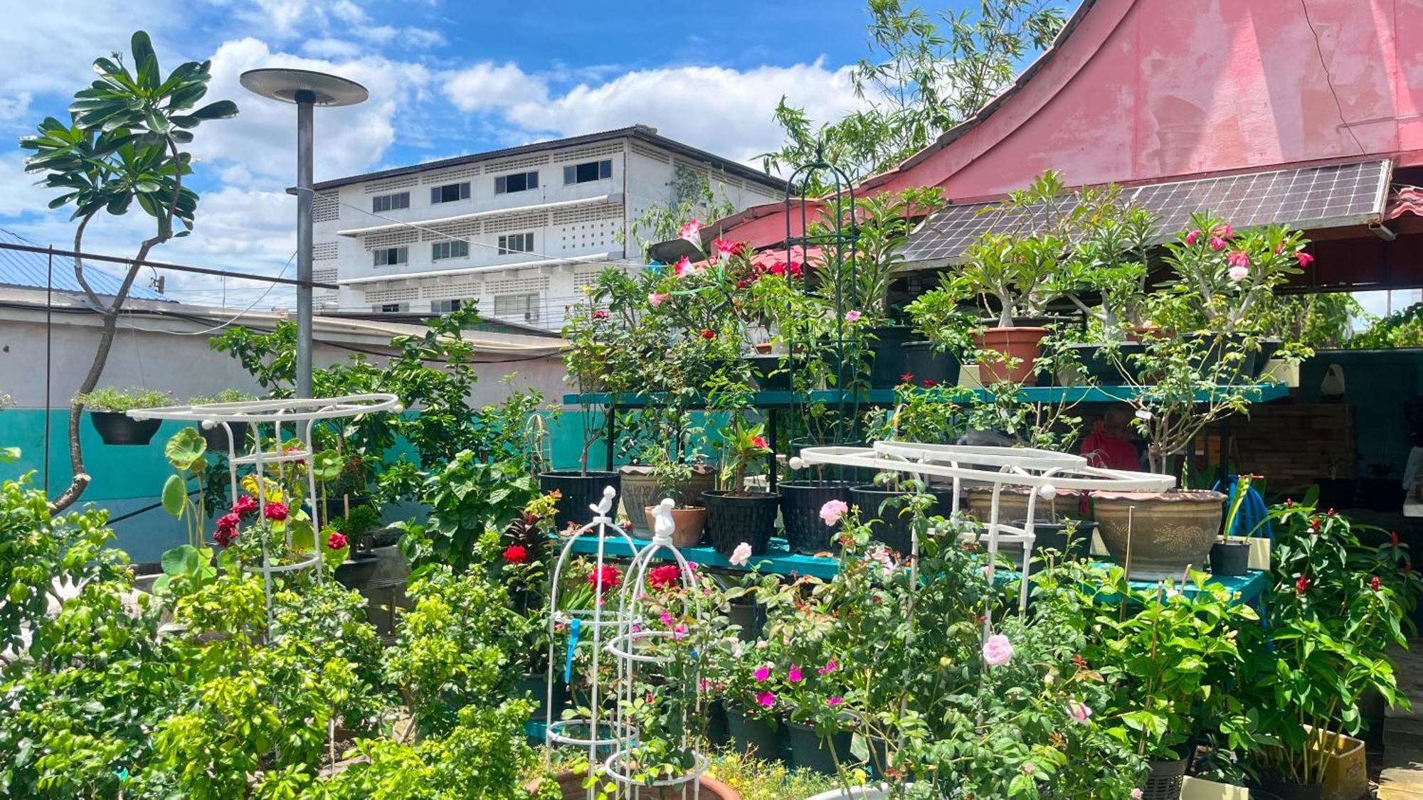 Pa Chalermchai Guesthouse Bangkok Ngoại thất bức ảnh